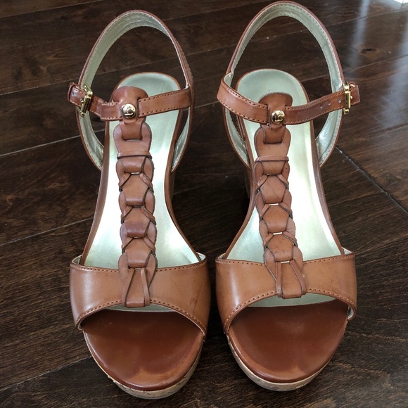 Liz Claiborne Wedge - Picture 2 of 2
